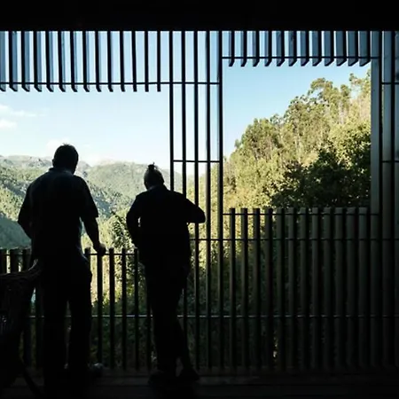 Geresnationalpark-cabin-6bed-balcony-pool-views * Vieira do Minho