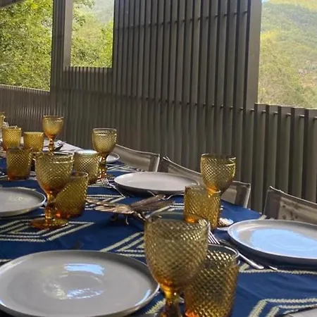Holiday home Geresnationalpark-cabin-6bed-balcony-pool-views