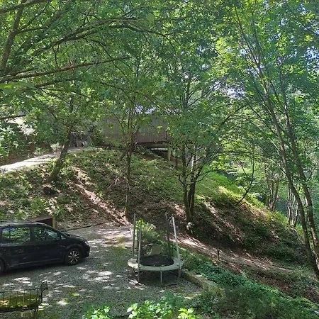 Vakantiehuis Geresnationalpark-cabin-6bed-balcony-pool-views *