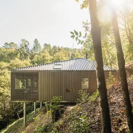 Geresnationalpark-cabin-6bed-balcony-pool-views *