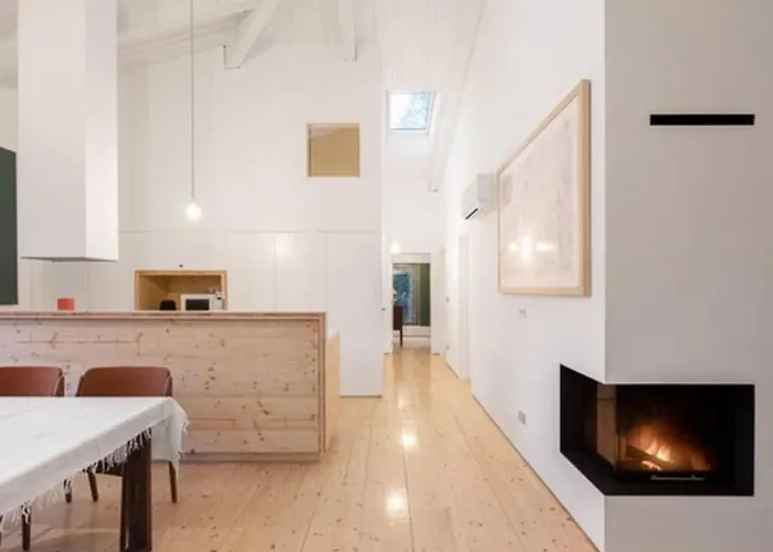 Geresnationalpark-cabin-6bed-balcony-pool-views